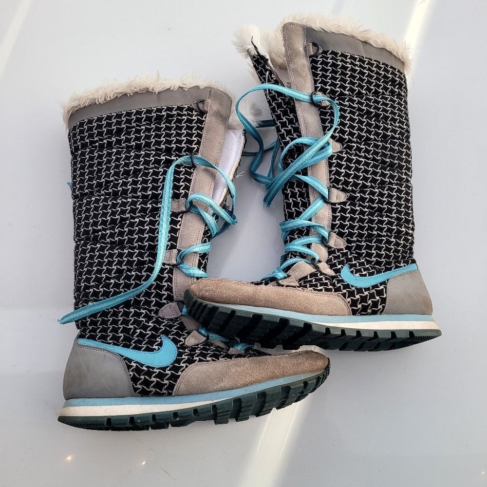 Nike Hi 3 Premium Sneaker Boots Faux fur winter ski Apres